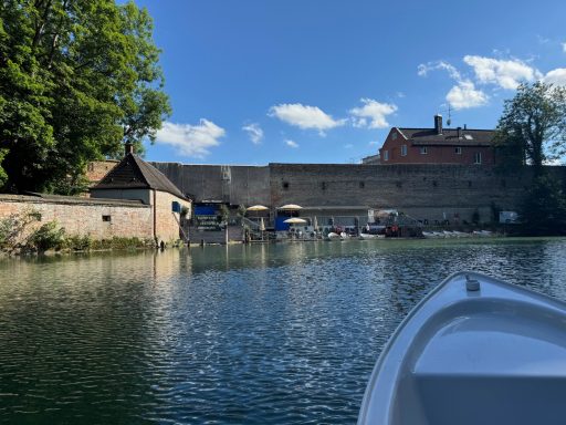 Kiosk/ Café Kahnfahrt vom Boot aus